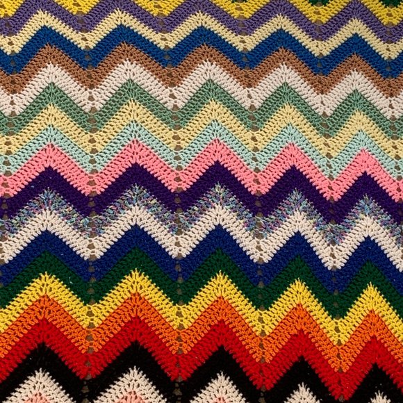 HANDMADE  multicolor "Everyone Included" afghan crochet blanket, zig zag pattern - Picture 2 of 13